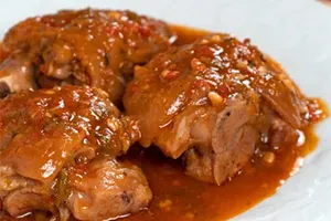 cochinillo asado al chilindron